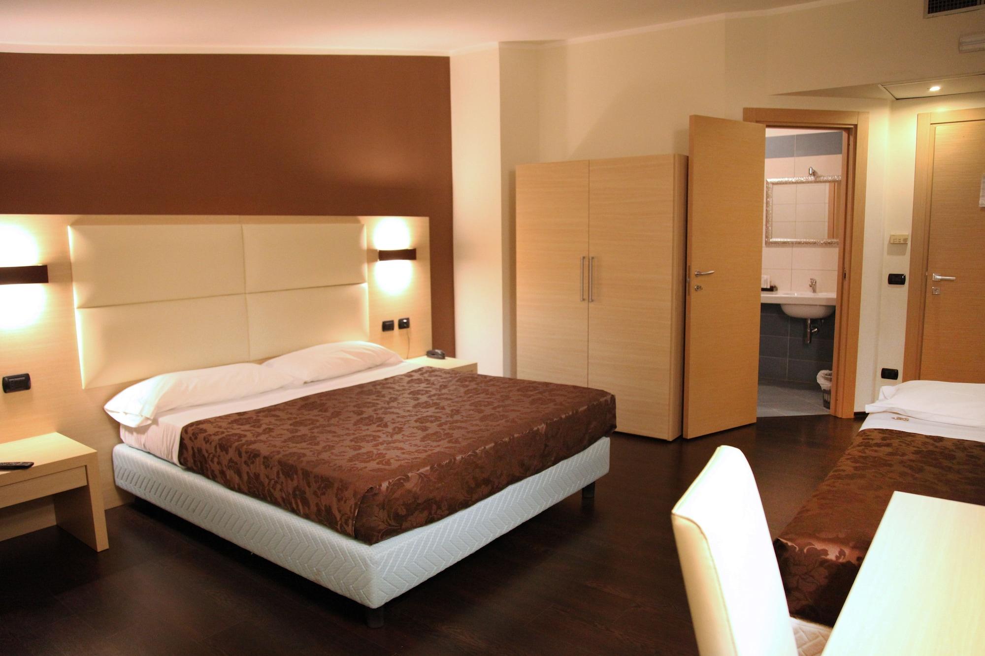 Hotel Sogni D'Oro Airport Lamezia Terme Esterno foto