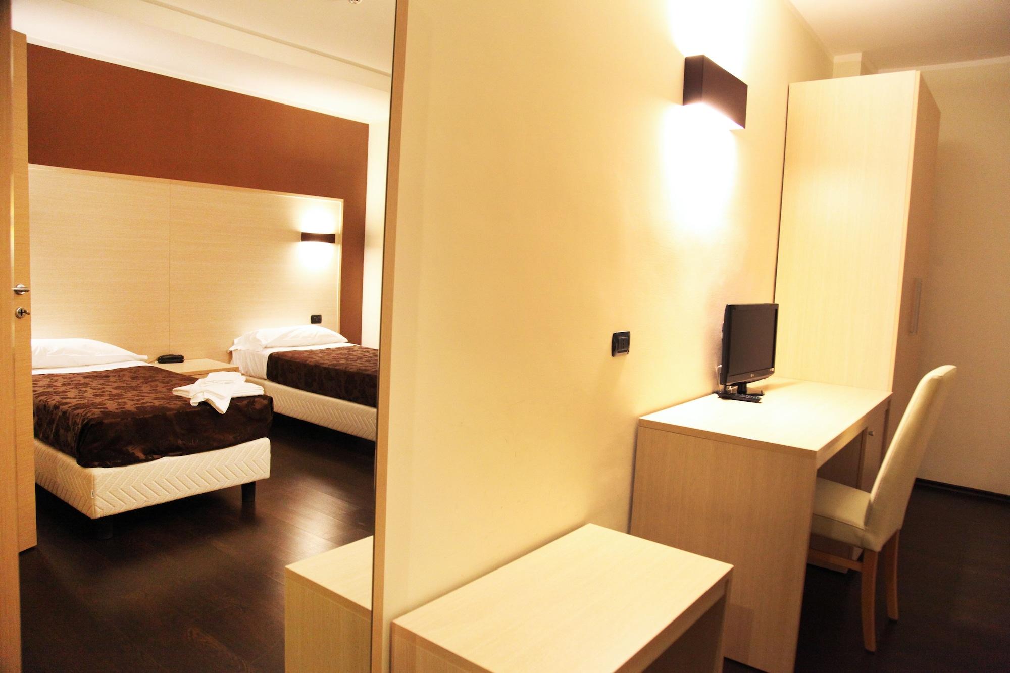 Hotel Sogni D'Oro Airport Lamezia Terme Esterno foto