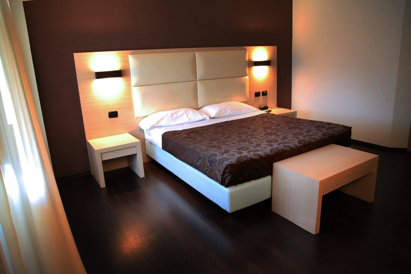 Hotel Sogni D'Oro Airport Lamezia Terme Esterno foto