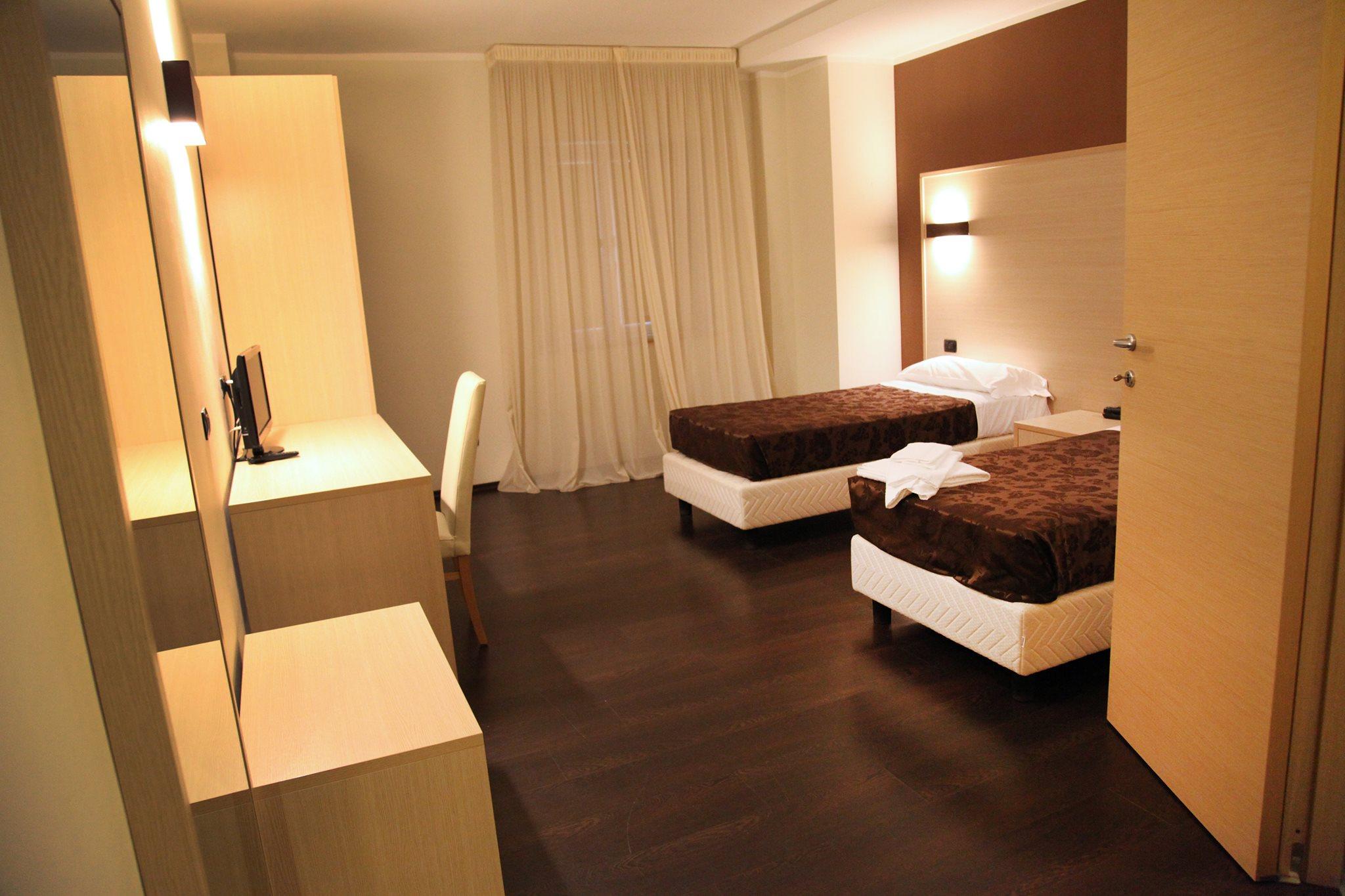 Hotel Sogni D'Oro Airport Lamezia Terme Esterno foto