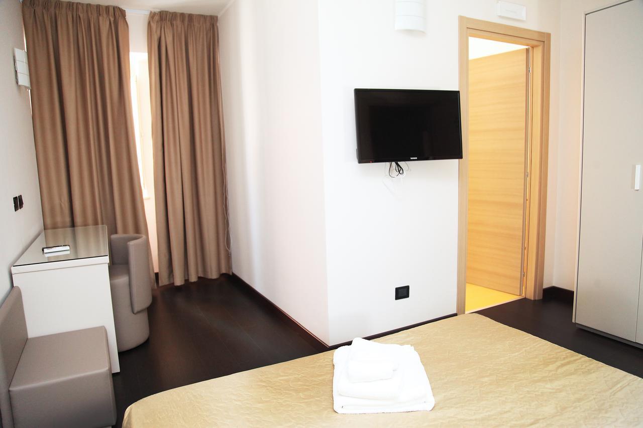 Hotel Sogni D'Oro Airport Lamezia Terme Esterno foto