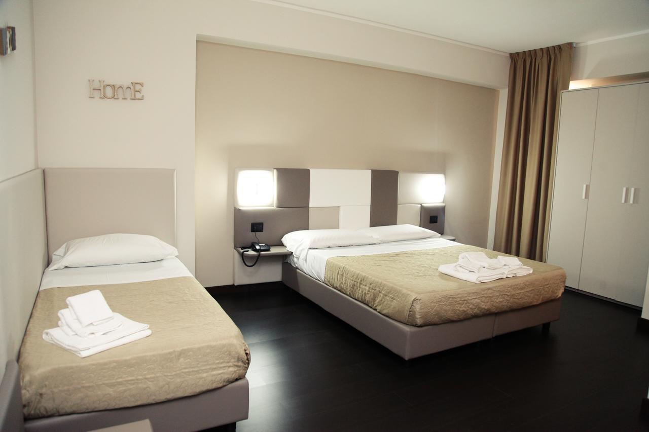 Hotel Sogni D'Oro Airport Lamezia Terme Esterno foto
